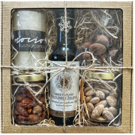 Dárková sada oříšků s vínem a svíčkou