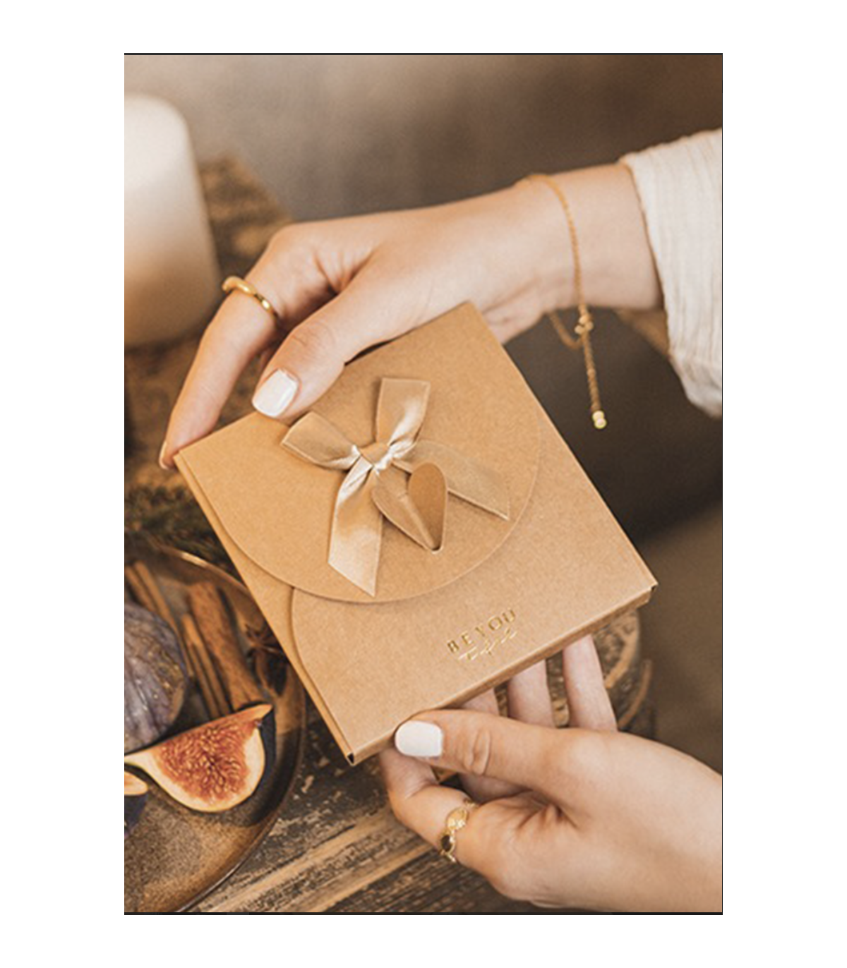 Dárková karta s náramkem Andílek