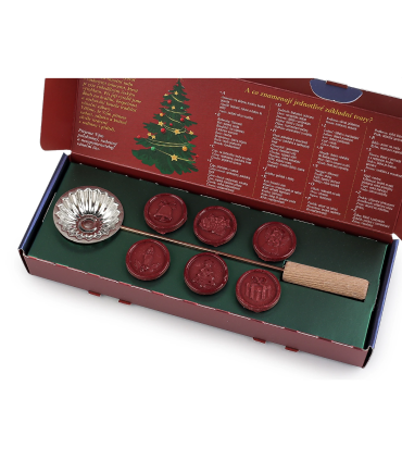 Tradiční vánoční lití vosku